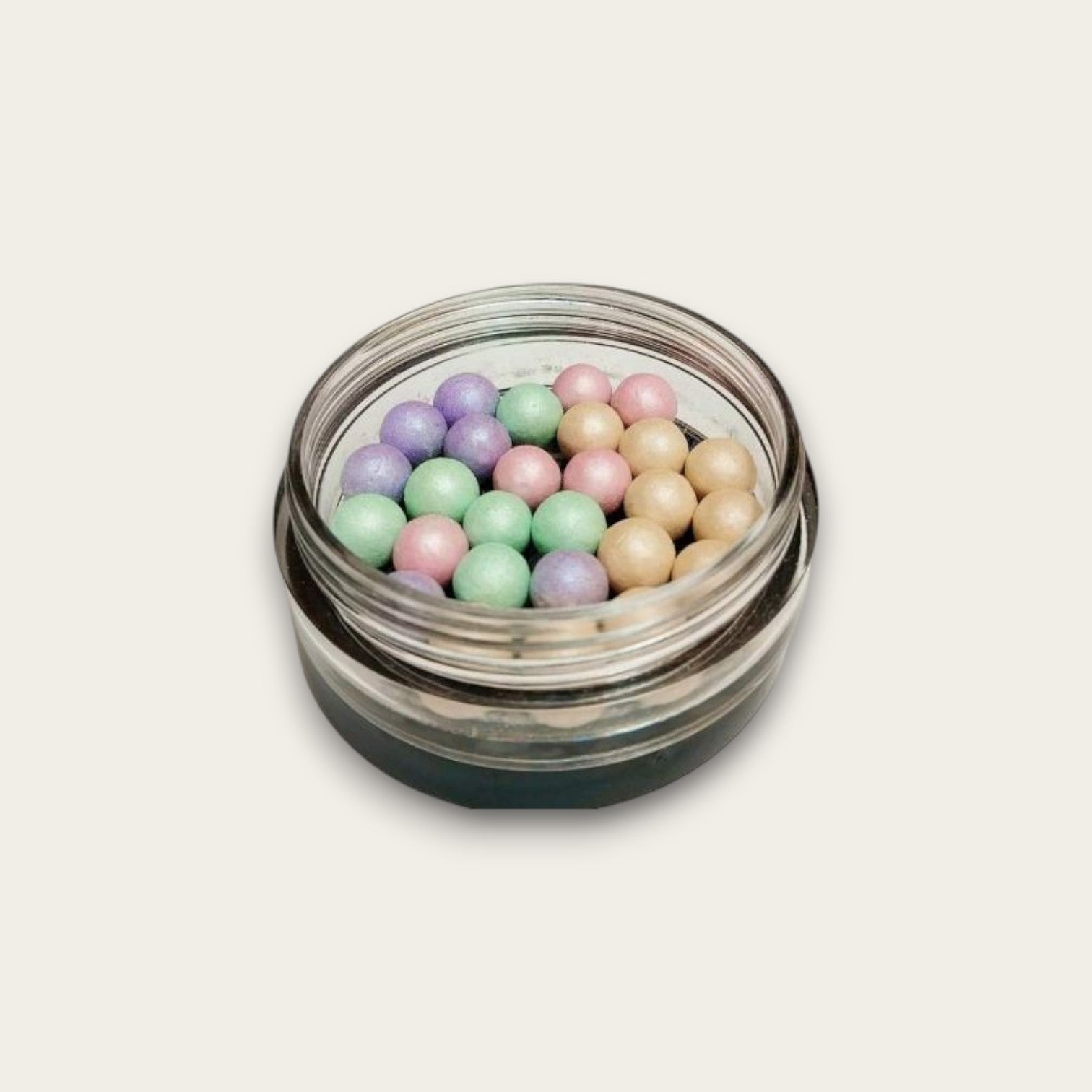 Illuminating Pearls tone: Onyx